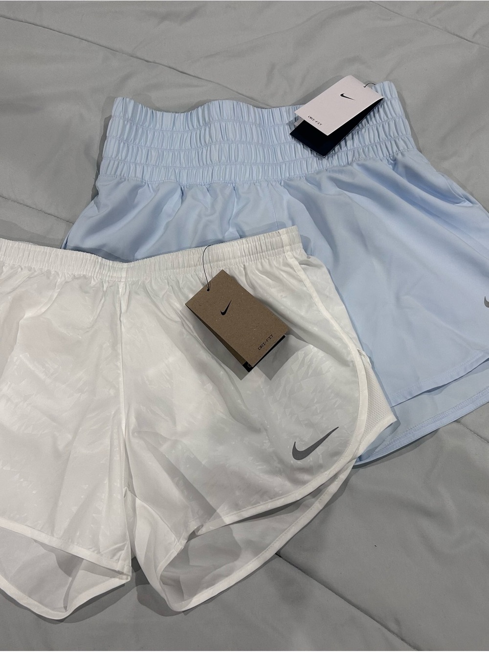 Nike Women’s Performance Shorts — White and Light Blue NWT MEDIUM